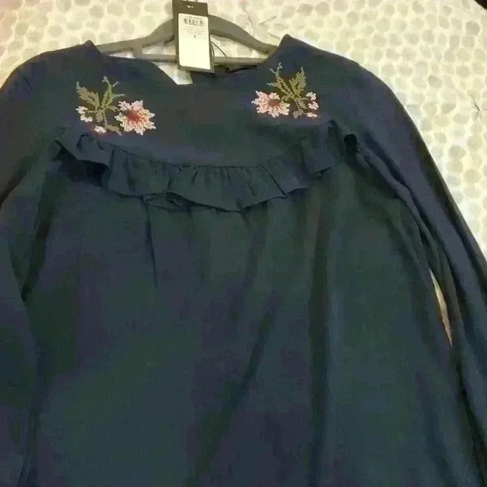 - NWT VERO MODA MIRA TOP​ - Picture 5 of 5